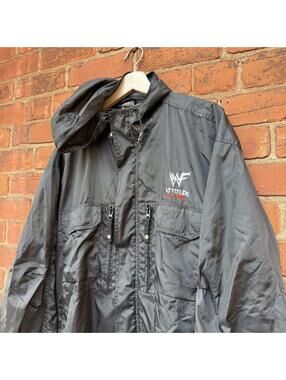 vintage wwf attitude windbreaker jacket 2002 XL